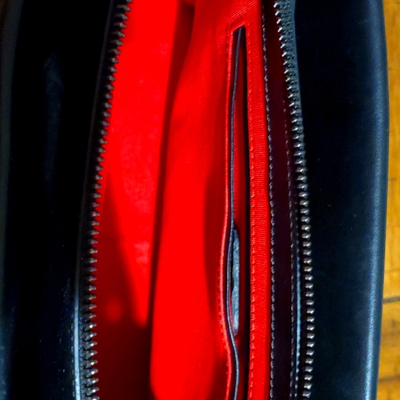 AUTHENTIC Christian Louibuton passenger peddle price drop All sales are final - Picture 9 of 13